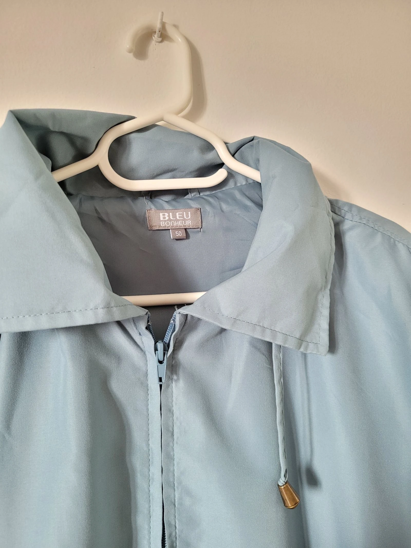 Casaco de vento azul claro BLEU BONHEUR – Tamanho 50 – photo 2
